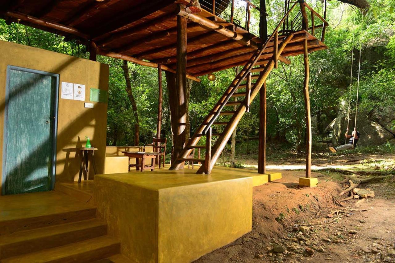 Back Of Beyond - Pidurangala Villa Sigiriya Exterior photo